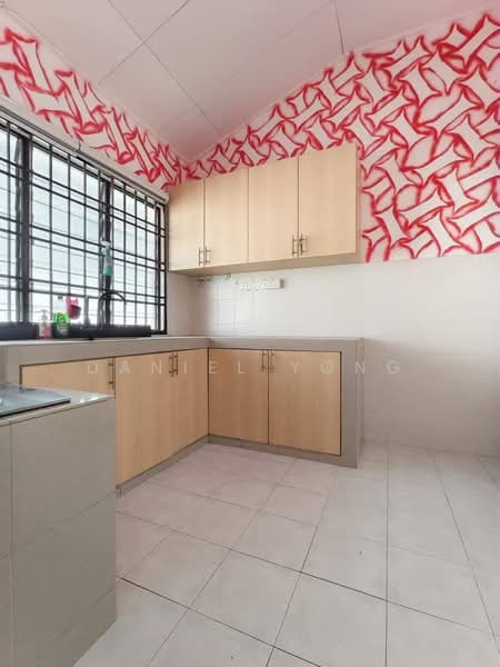 1-storey Terraced House for Sale in Taman Seri Austin (Tebrau) - Daniel Yong - Kitchen - PropertyGuru.com.my