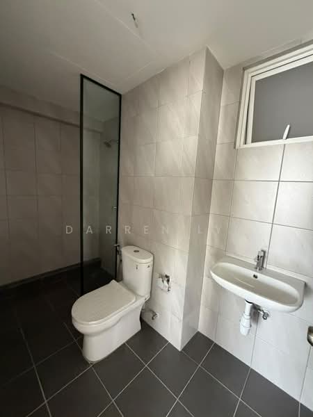 Kondominium untuk Dijual di Jelutong Central Residence - Darren Lye - Bathroom - PropertyGuru.com.my