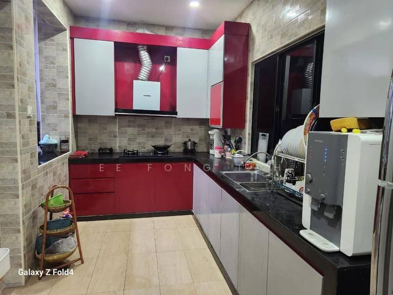 Rumah Berkembar untuk Dijual di Taman Universiti (Skudai) - Ee Fong Toh - Kitchen - PropertyGuru.com.my
