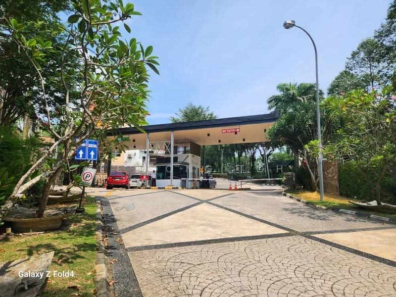 Rumah Berkembar untuk Dijual di Taman Universiti (Skudai) - Ee Fong Toh - Entrance - PropertyGuru.com.my