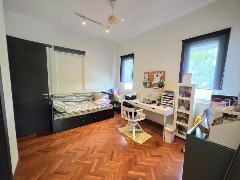 Rumah Teres 2.5-Tingkat untuk Dijual di Tanjung Tokong (Penang) - Kenneth Kung - Study - PropertyGuru.com.my
