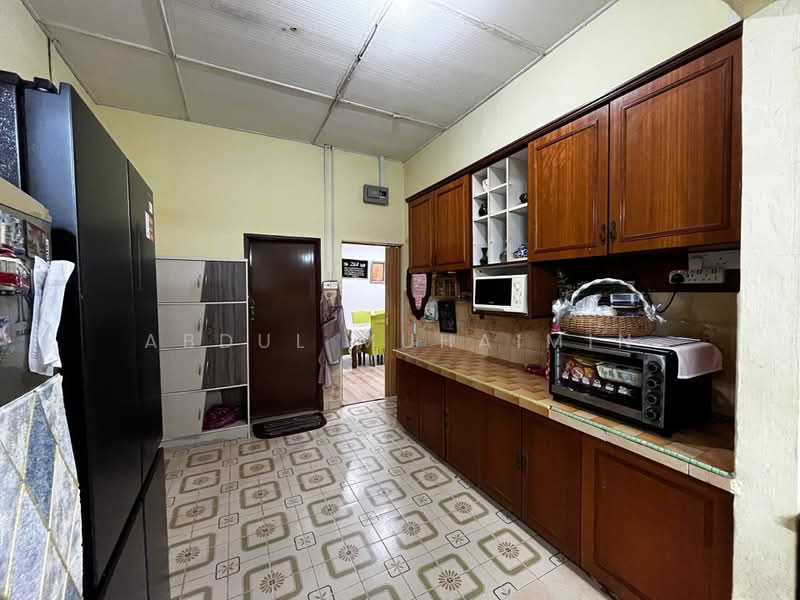 Semi-Detached House for Sale in Alor Setar (Kedah) - Abdul Muhaimin - Kitchen - PropertyGuru.com.my