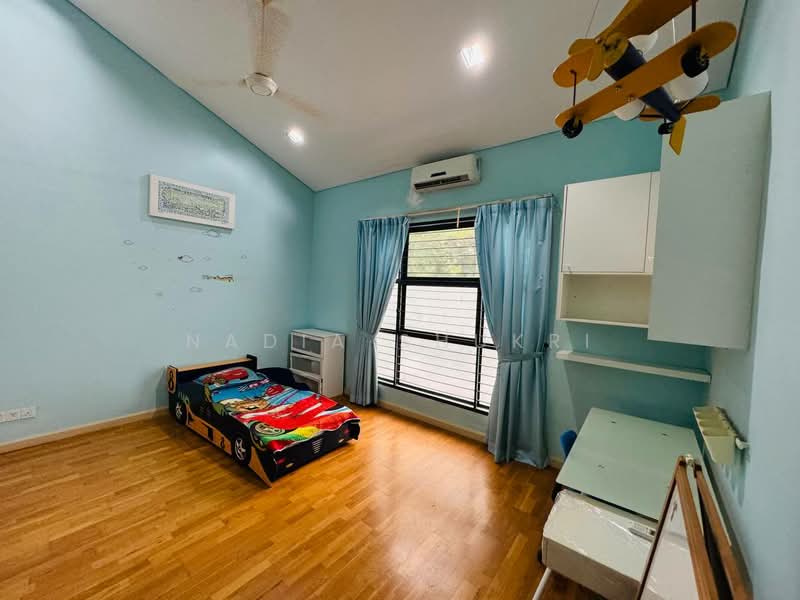 Semi-Detached House for Sale in Bukit Jelutong (Shah Alam) - Nadia Shukri - Bedroom - PropertyGuru.com.my