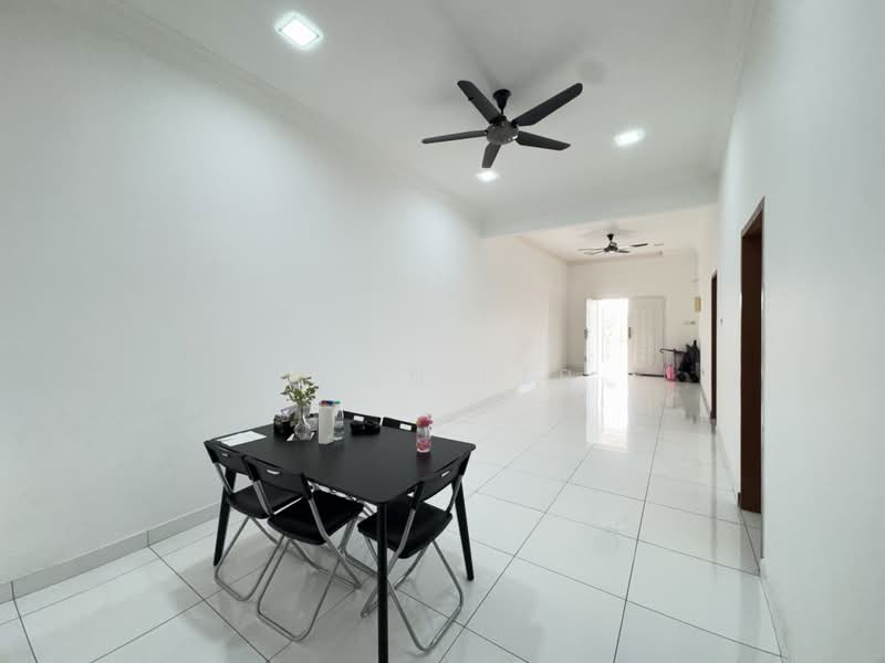 1-storey Terraced House for Rent in Bandar Putra Kulai (Kulai) - Alan Ler - Interior - PropertyGuru.com.my