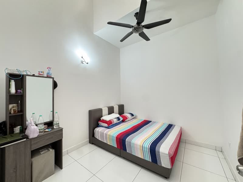 1-storey Terraced House for Rent in Bandar Putra Kulai (Kulai) - Alan Ler - Bedroom - PropertyGuru.com.my