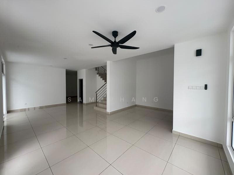 2-storey Terraced House for Rent in Johor Bahru (Johor) - Sam Phang - Living Room - PropertyGuru.com.my