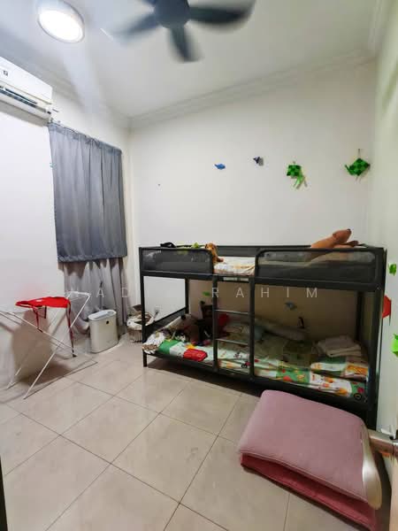 Rumah Bandar untuk Dijual di Bandar Utama (Selangor) - Nadia Rahim - Bedroom - PropertyGuru.com.my