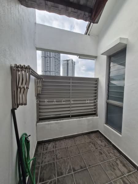 3-storey Terraced House for Rent in Desa Parkcity (Kuala Lumpur) - Grace Ho - Balcony - PropertyGuru.com.my