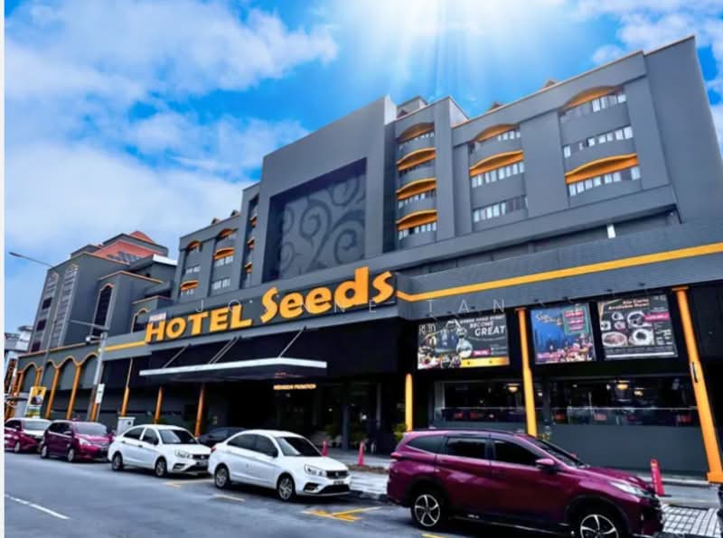 Shop for Rent in Sri Petaling (Kuala Lumpur) - Joanne Tan - Exterior - PropertyGuru.com.my