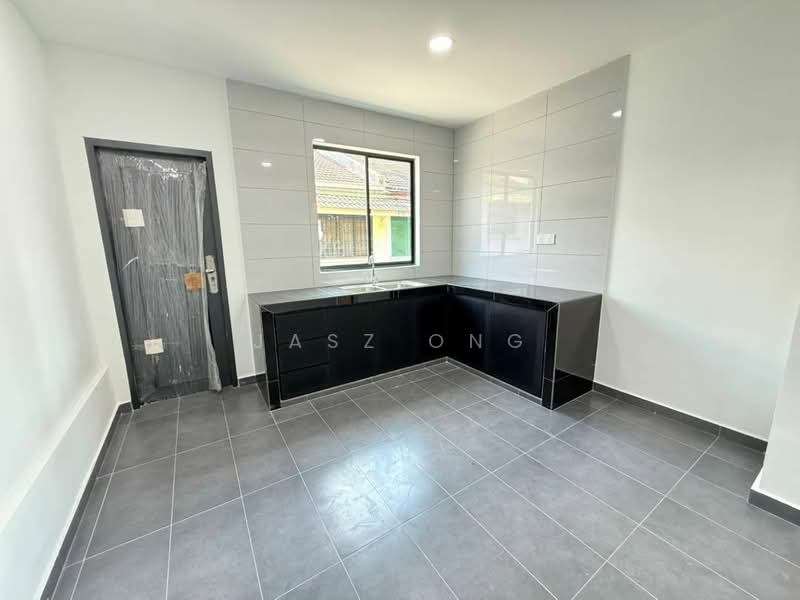 1-storey Terraced House for Sale in Bandar Seri Alam (Masai) - Jasz Ong - Kitchen - PropertyGuru.com.my
