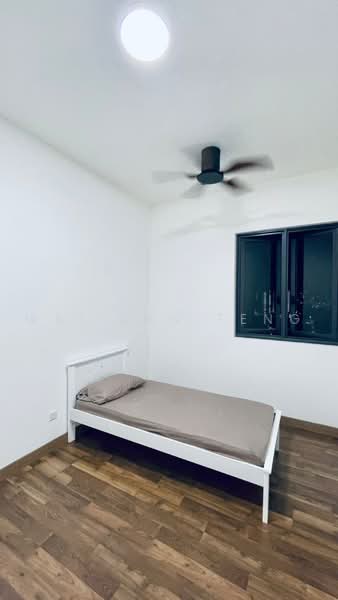 Kediaman Servis untuk Dijual di Aster Green - Wai Ann Teng - Bedroom - PropertyGuru.com.my