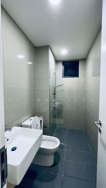 Kediaman Servis untuk Dijual di Aster Green - Wai Ann Teng - Bathroom - PropertyGuru.com.my