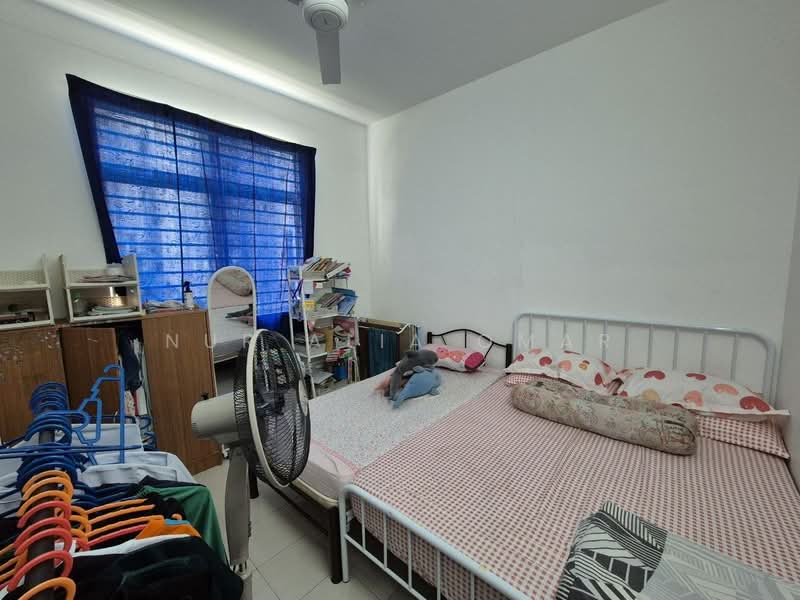 Townhouse for Sale in Sungai Buloh (Selangor) - Nur Alia Omar - Bedroom - PropertyGuru.com.my