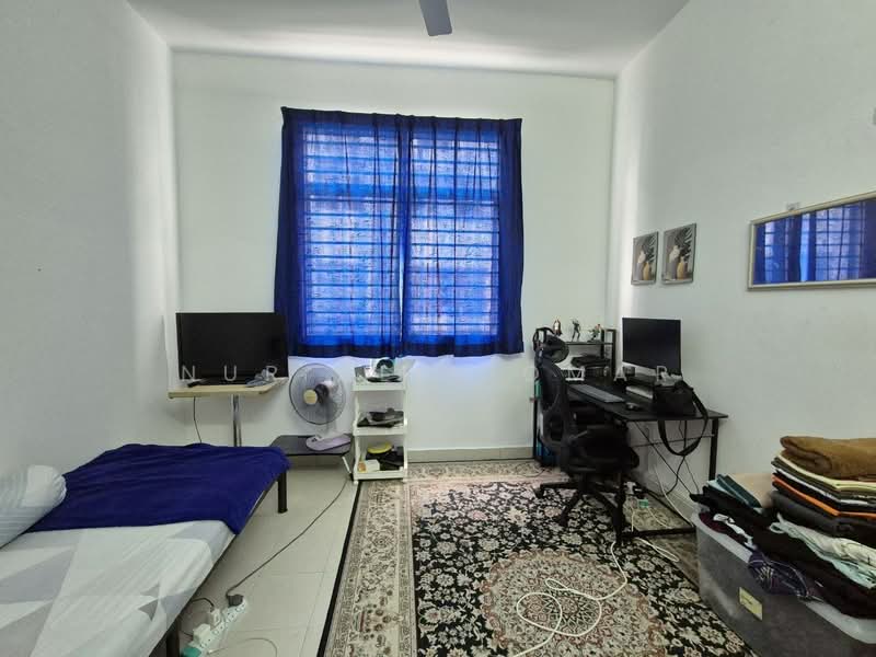 Townhouse for Sale in Sungai Buloh (Selangor) - Nur Alia Omar - Bedroom - PropertyGuru.com.my