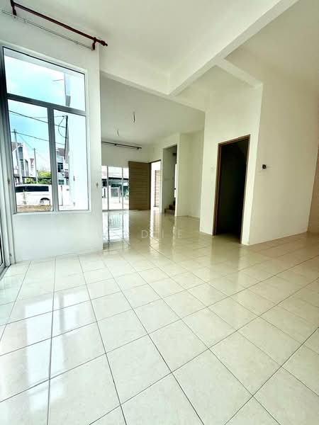 Semi-Detached House for Sale in Bandar Puteri Jaya (Sungai Petani) - Wadie . - Living Room - PropertyGuru.com.my