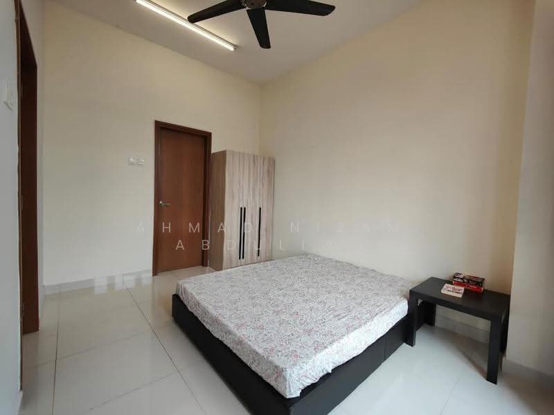 Condominium for Sale at Sri Putramas III / Royal Regent - Ahmad Nizam Abdullah - Bedroom - PropertyGuru.com.my
