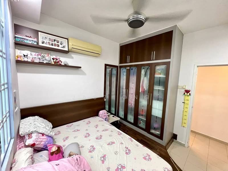 Service Residence for Sale at Lake View Suites - Jasz Ong - Bedroom - PropertyGuru.com.my
