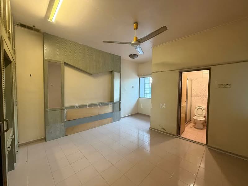 Rumah Teres 2-Tingkat untuk Dijual di Bandar Menjalara (Kuala Lumpur) - Alven Lim - Living Room - PropertyGuru.com.my