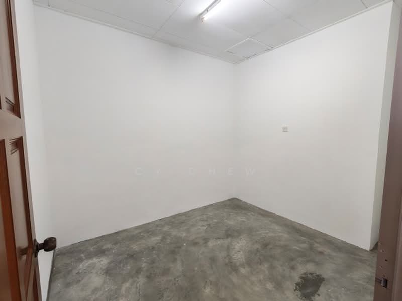 Shop / Office for Rent in Johor Bahru (Johor) - CY Chew - Interior - PropertyGuru.com.my