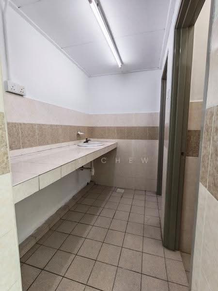 Shop / Office for Rent in Johor Bahru (Johor) - CY Chew - Interior - PropertyGuru.com.my