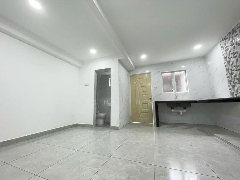 Rumah Teres 2-Tingkat untuk Dijual di Klang (Selangor) - Hong Ng - Kitchen - PropertyGuru.com.my