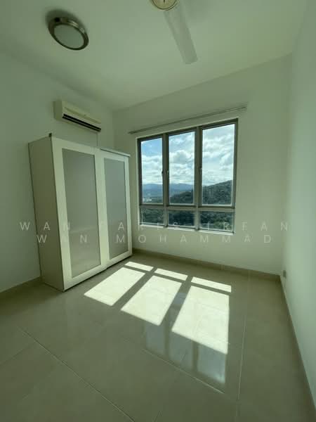 Kondominium untuk Dijual di Riana Green East - Wan Faris Irfan Wan Mohammad - Bedroom - PropertyGuru.com.my