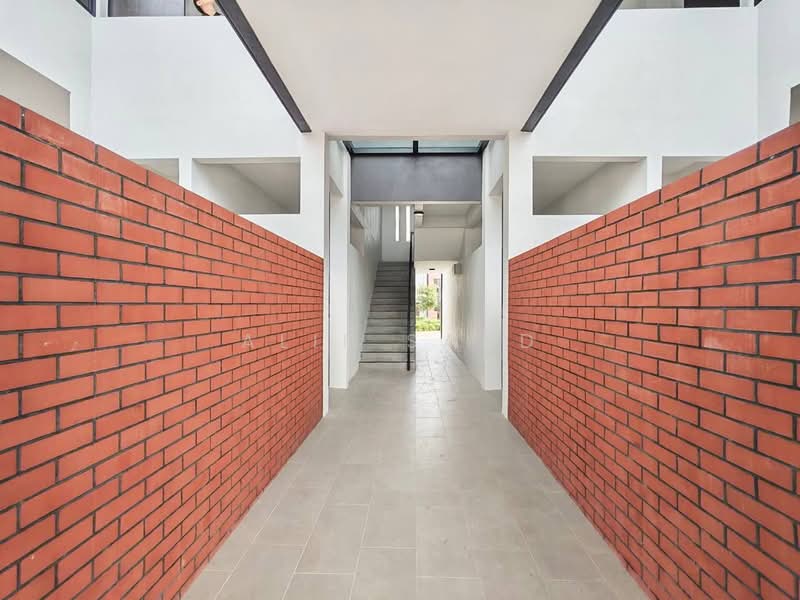 Townhouse for Sale in Elmina (Shah Alam) - Alif Saad - Corridor - PropertyGuru.com.my