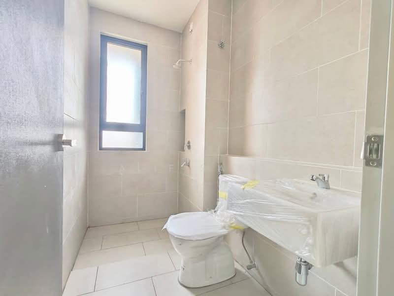 Townhouse for Sale in Elmina (Shah Alam) - Alif Saad - Bathroom - PropertyGuru.com.my