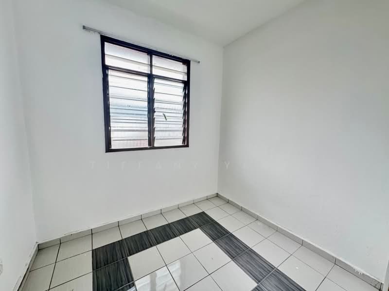 2-storey Terraced House for Sale in Rawang (Selangor) - Tiffany Yang - Bedroom - PropertyGuru.com.my