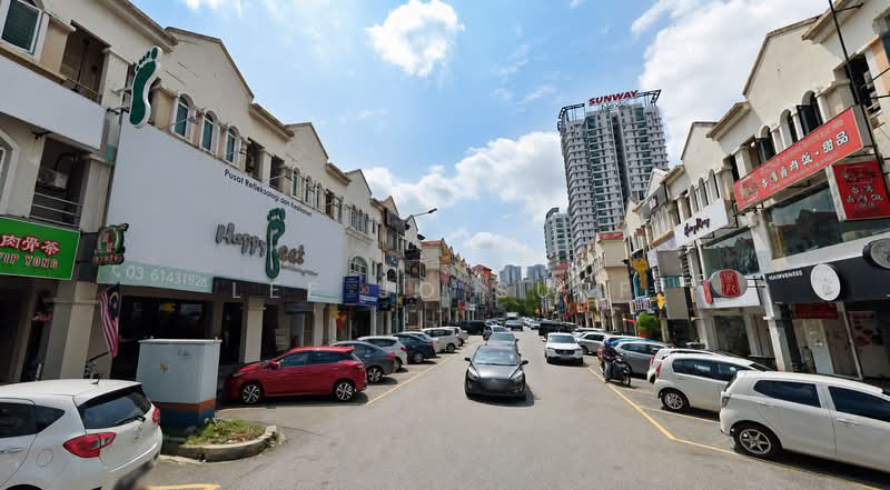 Kedai untuk Dijual di Dataran Sunway (Kota Damansara) - Lee Jo Surf - Exterior - PropertyGuru.com.my