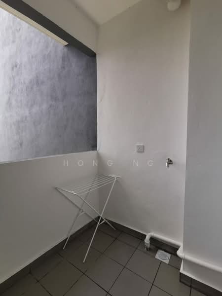 Kediaman Servis untuk Disewa di Gaya Resort Homes - Hong Ng - Balcony - PropertyGuru.com.my