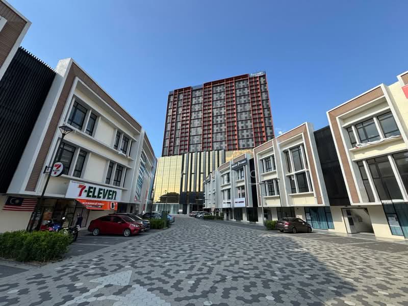 Kediaman Servis untuk Dijual di Piccadilly - May Loo - Exterior - PropertyGuru.com.my