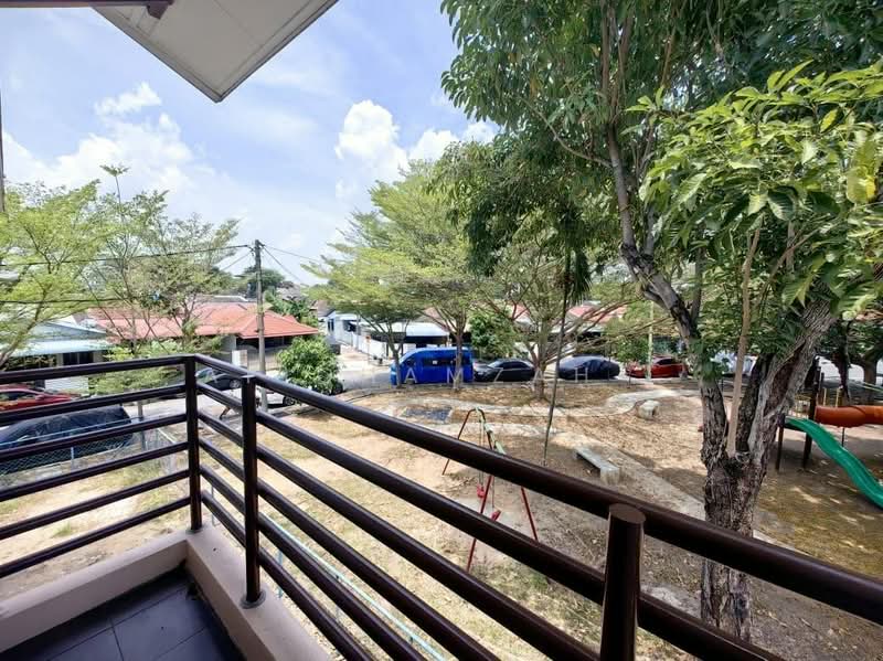 Terraced House for Rent in Taman Siakap (Perai) - AfiqHamzah . - Balcony - PropertyGuru.com.my