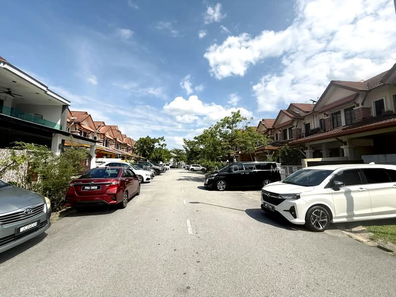 Rumah Teres 2-Tingkat untuk Dijual di Bandar Nusaputra (Puchong) - Akmal Adam - Exterior - PropertyGuru.com.my