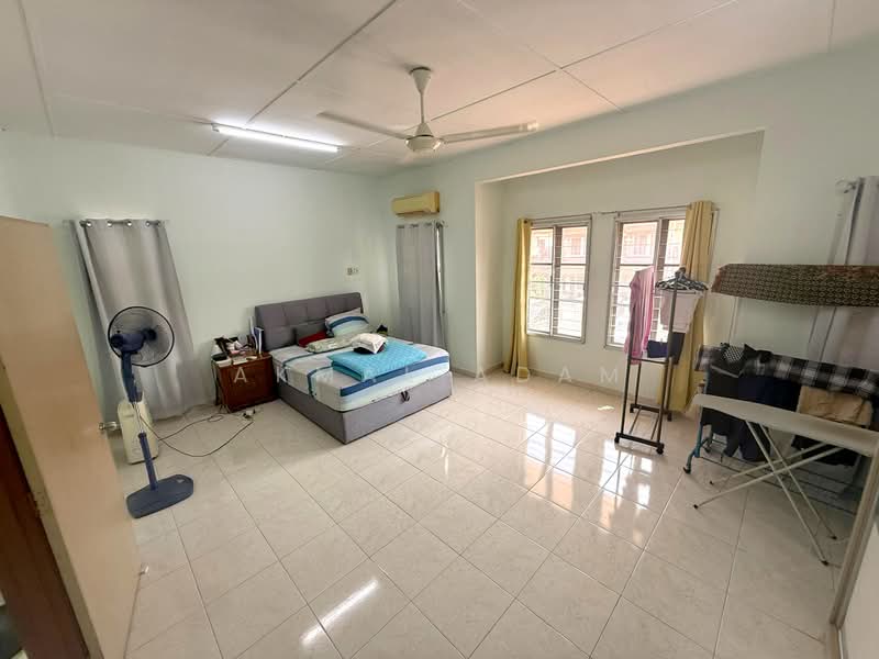 Rumah Teres 2-Tingkat untuk Dijual di Bandar Nusaputra (Puchong) - Akmal Adam - Bedroom - PropertyGuru.com.my
