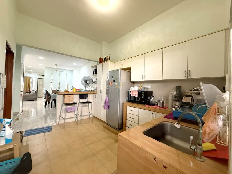 Rumah Teres 2-Tingkat untuk Dijual di Bandar Nusaputra (Puchong) - Akmal Adam - Kitchen - PropertyGuru.com.my