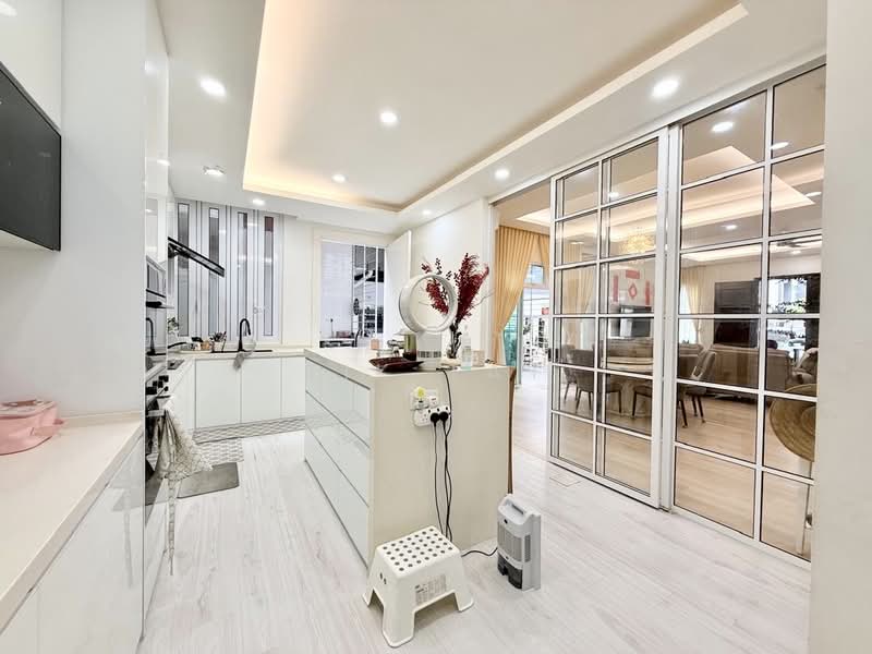 Cluster House for Sale in Nusa Sentral (Iskandar Puteri (Nusajaya)) - Yik Tat - PropertyGuru.com.my