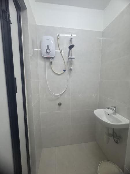 Apartment for Rent at Arena Green - Jessie Sim - Bathroom - PropertyGuru.com.my