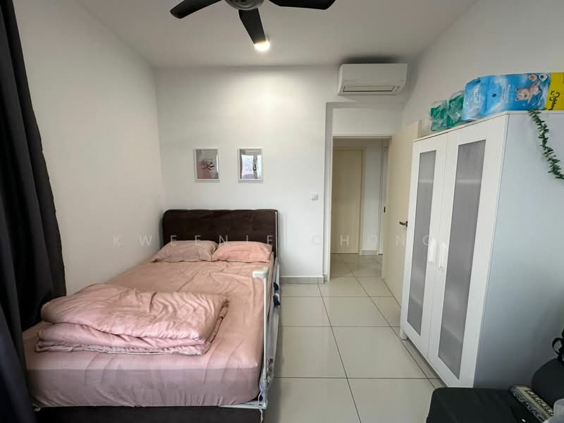 Service Residence for Sale at Parc 3 - Kweenie Chong - Bedroom - PropertyGuru.com.my