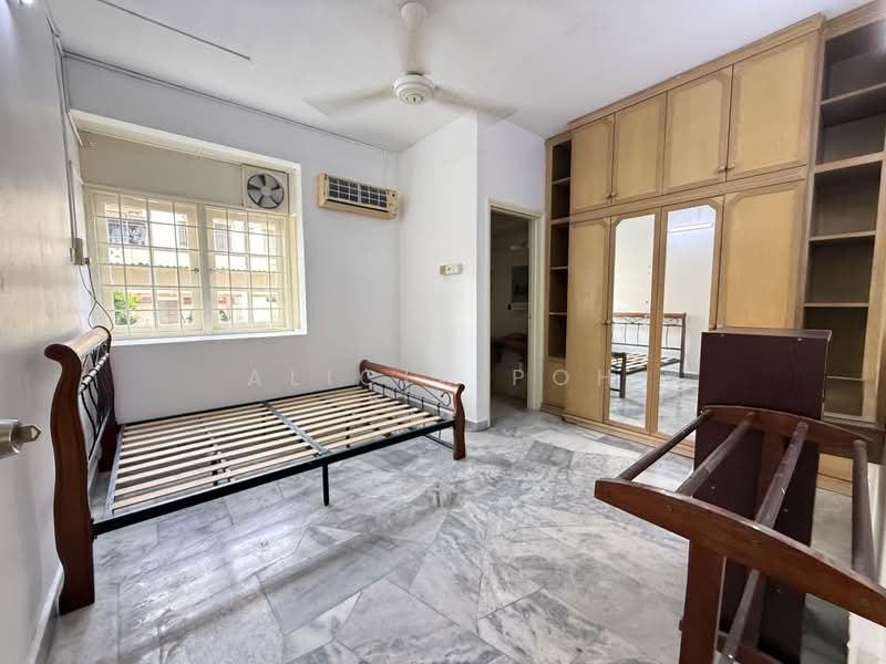 Pangsapuri untuk Dijual di Melati Apartments - Alicia Poh - Bedroom - PropertyGuru.com.my