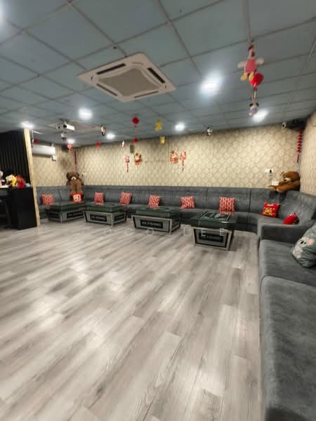 Hotel / Resort for Sale in Kampung Kong Kong Laut (Pasir Gudang) - Coco Lee - Living Room - PropertyGuru.com.my