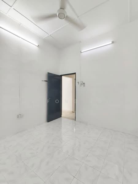 1-storey Terraced House for Sale in Taman Sentosa (Johor Bahru) - Ee Fong Toh - Interior - PropertyGuru.com.my