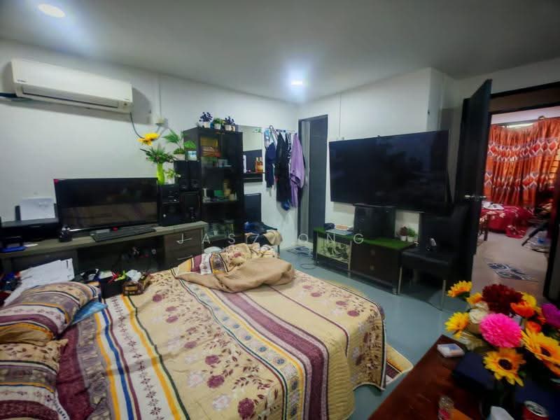 Rumah Teres 2-Tingkat untuk Dijual di Taman Johor Jaya (Johor Bahru) - Jasz Ong - Bedroom - PropertyGuru.com.my