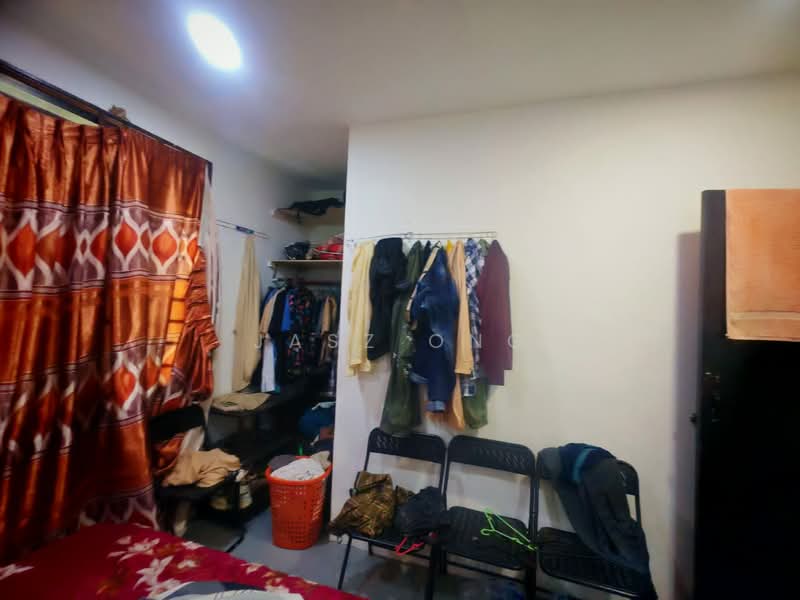 Rumah Teres 2-Tingkat untuk Dijual di Taman Johor Jaya (Johor Bahru) - Jasz Ong - Bedroom - PropertyGuru.com.my
