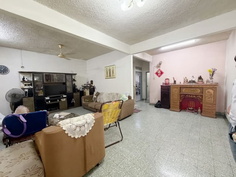 2-storey Terraced House for Sale in Taman Selayang Baru (Selayang) - Alven Lim - Living Room - PropertyGuru.com.my