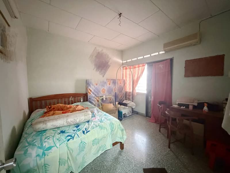 2-storey Terraced House for Sale in Taman Selayang Baru (Selayang) - Alven Lim - Bedroom - PropertyGuru.com.my