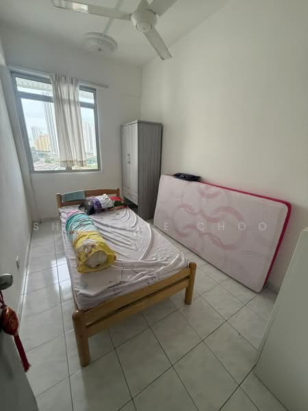 Pangsapuri untuk Disewa di Mutiara Indah Apartment - Sherlene Choo - Bedroom - PropertyGuru.com.my