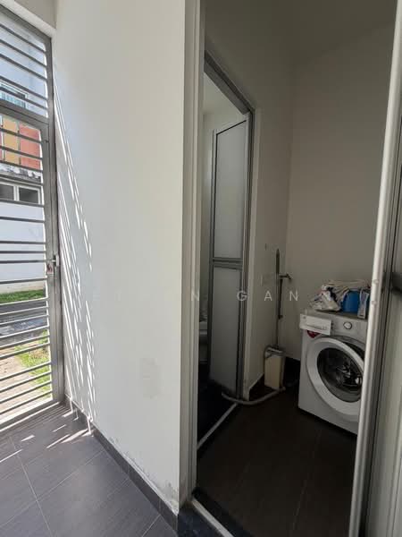 2-storey Terraced House for Rent in Taman Mount Austin (Tebrau) - Ethan Gan - Interior - PropertyGuru.com.my