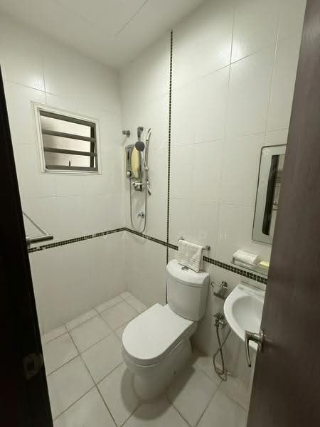 Rumah Teres 2.5-Tingkat untuk Dijual di Taman Meranti Jaya (Puchong) - Evan Goh - Bathroom - PropertyGuru.com.my