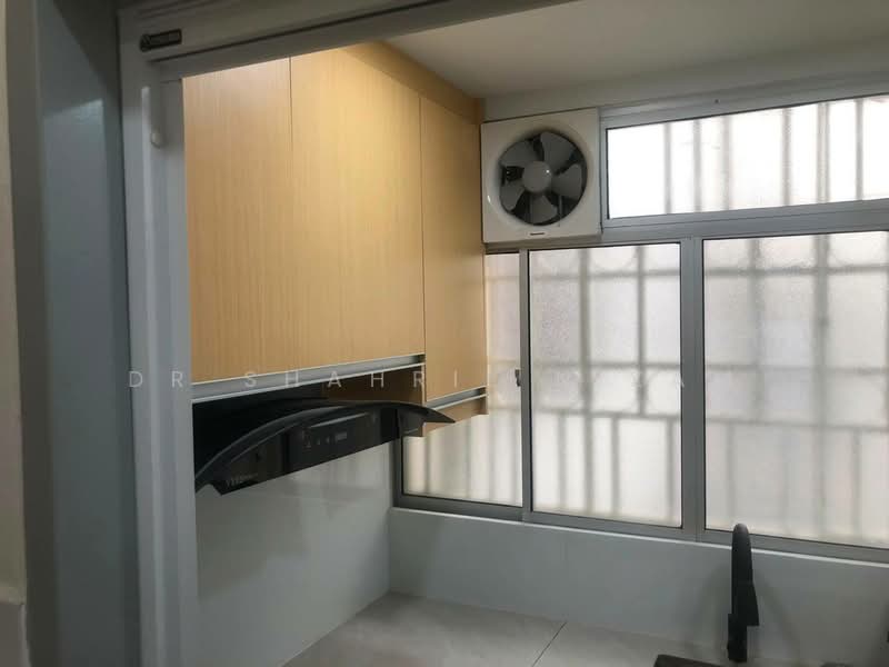 Apartment for Rent at Seri Intan Apartment - Dr Shahril Nizam - Kitchen - PropertyGuru.com.my